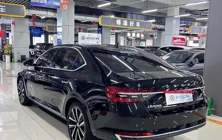 Skoda Superb III рестайлинг, 2023 год, 1 830 800 рублей, 5 фотография