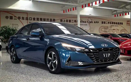 Hyundai Elantra, 2022 год, 1 230 000 рублей, 2 фотография