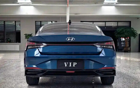 Hyundai Elantra, 2022 год, 1 230 000 рублей, 4 фотография