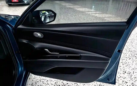 Hyundai Elantra, 2022 год, 1 230 000 рублей, 13 фотография