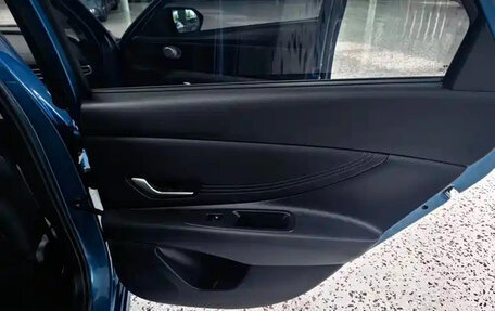 Hyundai Elantra, 2022 год, 1 230 000 рублей, 12 фотография