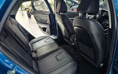 Hyundai Elantra, 2022 год, 1 230 000 рублей, 11 фотография