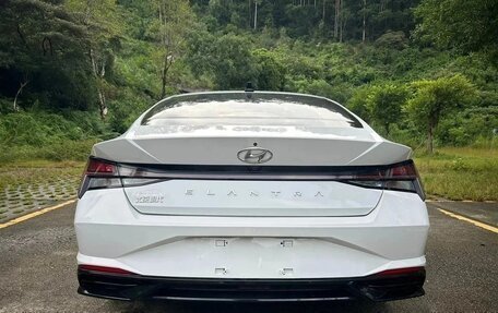 Hyundai Elantra, 2022 год, 1 542 000 рублей, 11 фотография