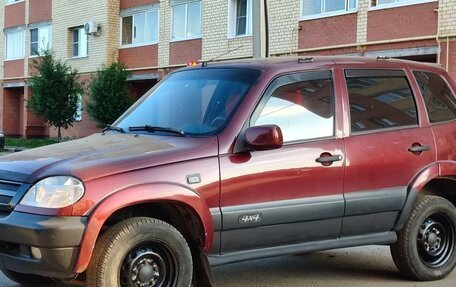 Chevrolet Niva I рестайлинг, 2004 год, 320 000 рублей, 3 фотография