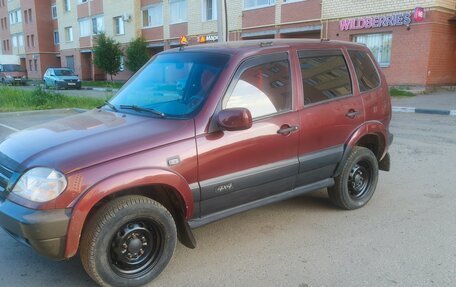 Chevrolet Niva I рестайлинг, 2004 год, 320 000 рублей, 5 фотография