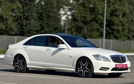 Mercedes-Benz S-Класс, 2011 год, 1 780 000 рублей, 2 фотография