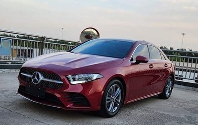 Mercedes-Benz A-Класс, 2022 год, 1 650 000 рублей, 1 фотография