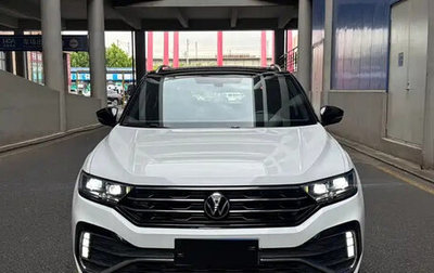 Volkswagen T-Roc I, 2022 год, 1 530 000 рублей, 1 фотография