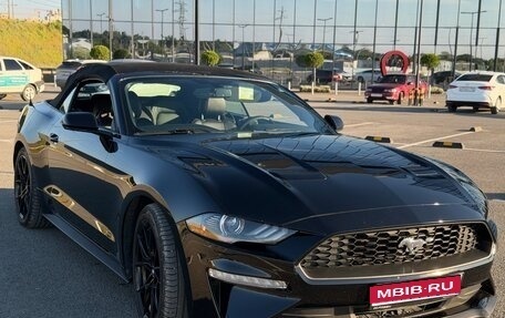 Ford Mustang VI рестайлинг, 2017 год, 3 200 000 рублей, 1 фотография