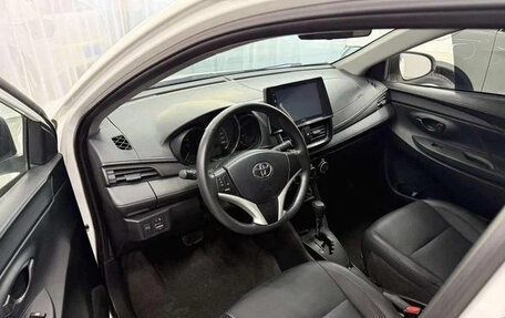 Toyota Vios III, 2022 год, 940 000 рублей, 8 фотография