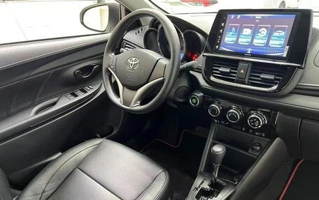 Toyota Vios III, 2022 год, 920 000 рублей, 7 фотография