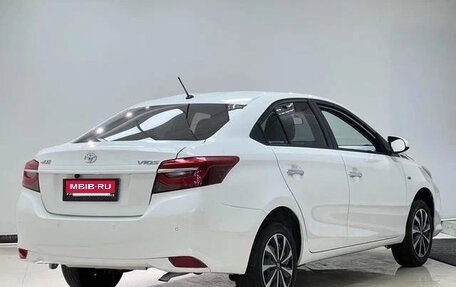 Toyota Vios III, 2022 год, 920 000 рублей, 4 фотография