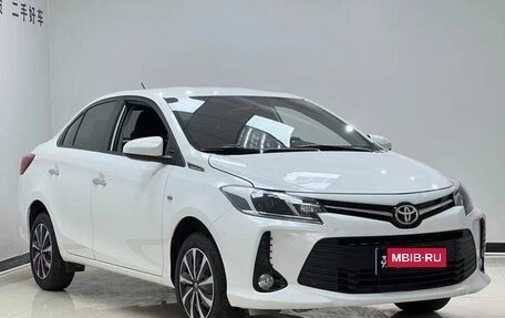 Toyota Vios III, 2022 год, 920 000 рублей, 3 фотография