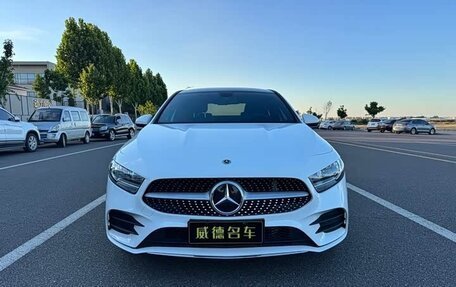 Mercedes-Benz A-Класс, 2022 год, 1 630 000 рублей, 2 фотография