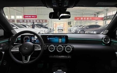 Mercedes-Benz A-Класс, 2022 год, 1 670 000 рублей, 9 фотография