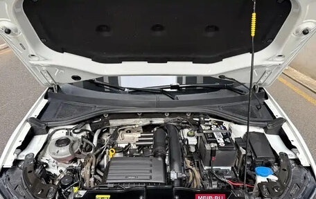 Volkswagen T-Roc I, 2022 год, 1 530 000 рублей, 9 фотография