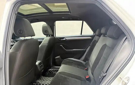 Volkswagen T-Roc I, 2022 год, 1 530 000 рублей, 12 фотография