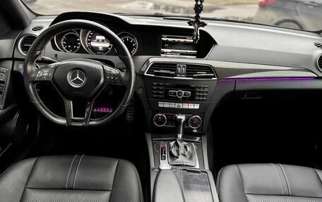 Mercedes-Benz C-Класс, 2011 год, 1 350 000 рублей, 5 фотография