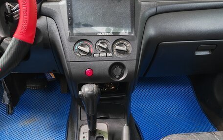 Mitsubishi Outlander III рестайлинг 3, 2002 год, 500 000 рублей, 8 фотография