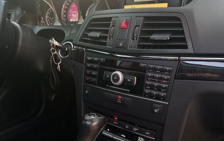 Mercedes-Benz E-Класс, 2010 год, 1 160 000 рублей, 16 фотография