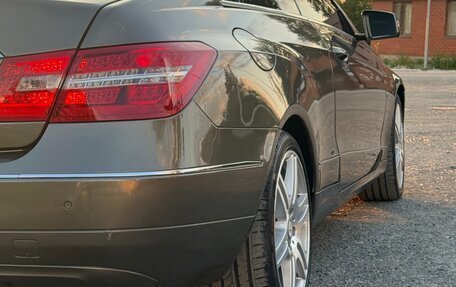 Mercedes-Benz E-Класс, 2010 год, 1 160 000 рублей, 8 фотография