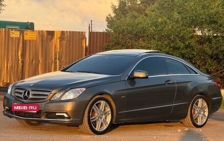 Mercedes-Benz E-Класс, 2010 год, 1 160 000 рублей, 4 фотография