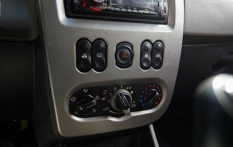 Renault Logan I, 2011 год, 340 000 рублей, 13 фотография