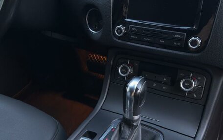 Volkswagen Touareg III, 2013 год, 2 399 000 рублей, 20 фотография