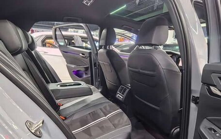 Volkswagen Golf VIII, 2023 год, 1 760 000 рублей, 7 фотография