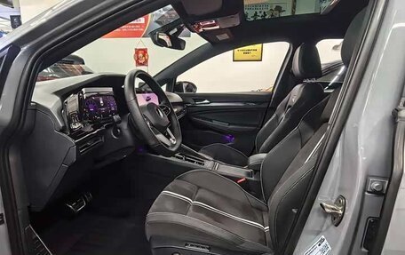 Volkswagen Golf VIII, 2023 год, 1 760 000 рублей, 16 фотография