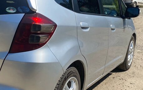 Honda Fit III, 2007 год, 500 000 рублей, 4 фотография