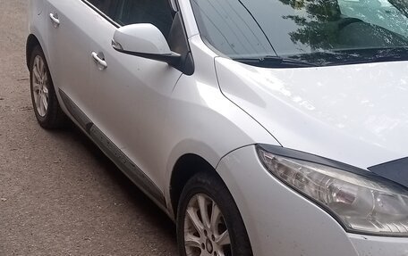 Renault Megane III, 2009 год, 370 000 рублей, 2 фотография