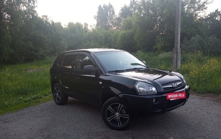 Hyundai Tucson III, 2008 год, 490 000 рублей, 2 фотография