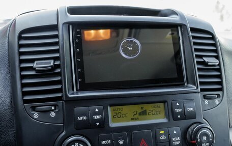 KIA Carnival III, 2006 год, 690 100 рублей, 19 фотография