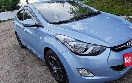 Hyundai Elantra V, 2011 год, 690 000 рублей, 2 фотография