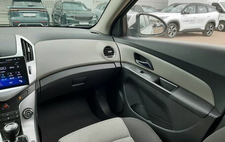 Chevrolet Cruze II, 2014 год, 450 000 рублей, 17 фотография