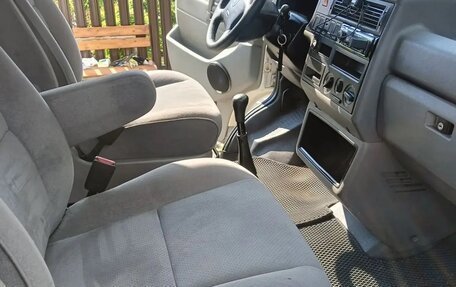 Volkswagen Transporter T4, 2002 год, 620 000 рублей, 13 фотография