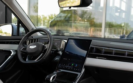 Geely Atlas, 2024 год, 3 300 000 рублей, 10 фотография