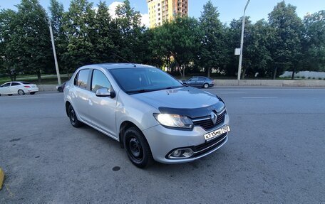 Renault Logan II, 2015 год, 570 000 рублей, 4 фотография
