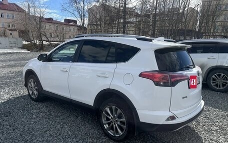 Toyota RAV4, 2017 год, 2 850 000 рублей, 9 фотография