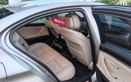 BMW 5 серия, 2011 год, 1 050 000 рублей, 12 фотография