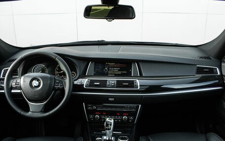 BMW 5 серия, 2013 год, 1 840 000 рублей, 11 фотография