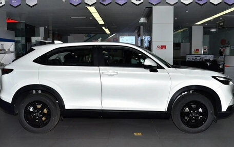 Honda Vezel, 2025 год, 1 660 000 рублей, 8 фотография