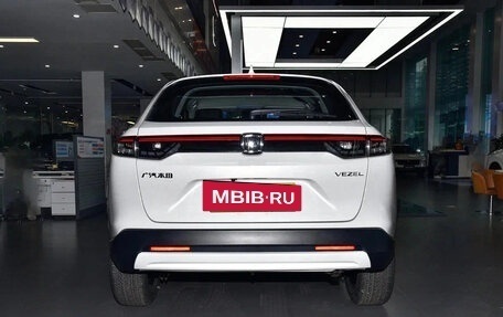 Honda Vezel, 2025 год, 1 660 000 рублей, 6 фотография