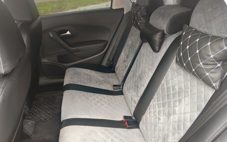 Volkswagen Polo VI (EU Market), 2013 год, 650 000 рублей, 10 фотография