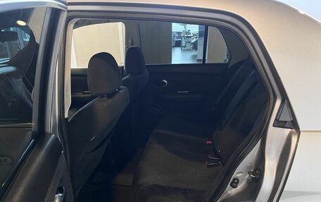 Nissan Tiida, 2011 год, 785 000 рублей, 25 фотография