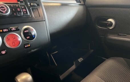 Nissan Tiida, 2011 год, 785 000 рублей, 30 фотография