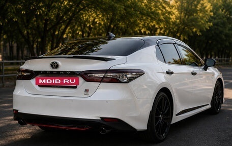 Toyota Camry, 2022 год, 3 150 000 рублей, 2 фотография