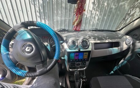 Renault Sandero I, 2011 год, 470 000 рублей, 2 фотография