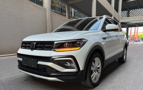 Volkswagen T-Cross I, 2022 год, 1 215 000 рублей, 1 фотография